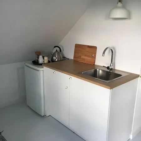 Rum i privatbostad Thuro *